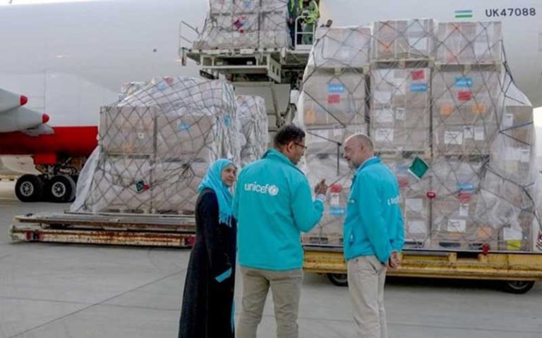 اهدای 80 تن تجهیزات دارویی یونیسف زلزله زدگان هرات