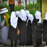 دستگیری دختران توسط طالبان